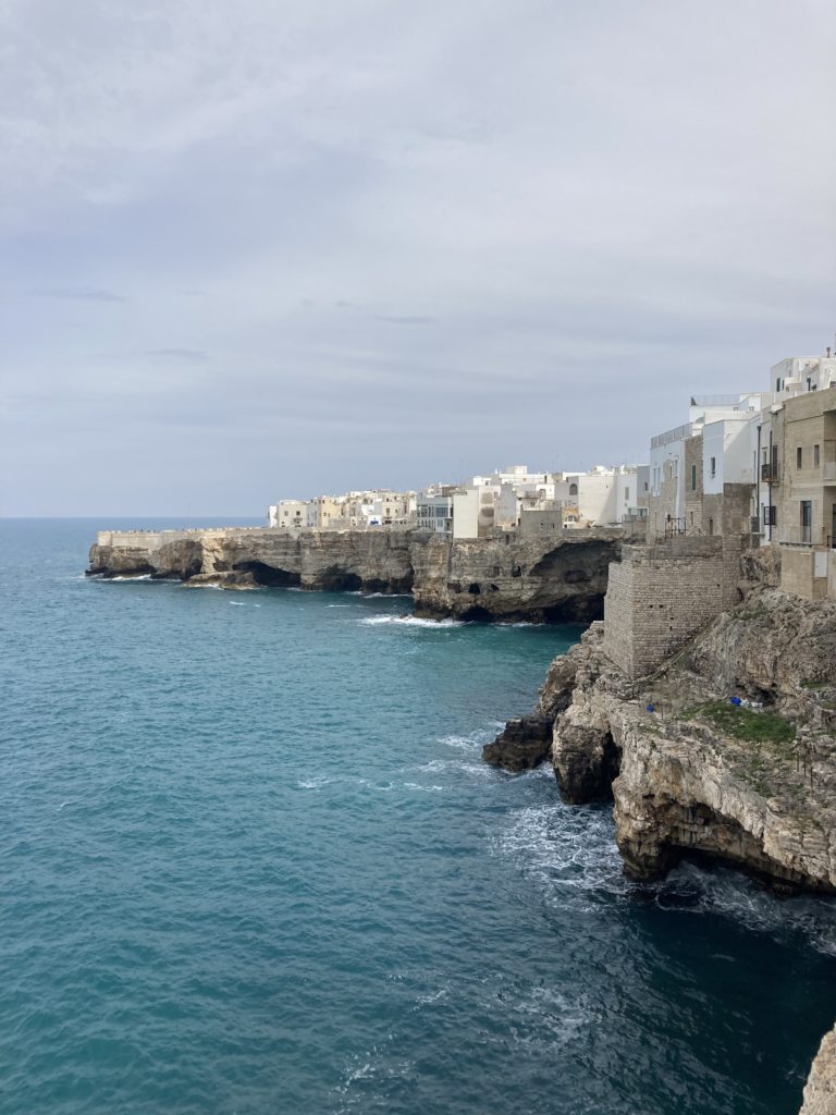 Pogliano a Mare dans les Pouilles en Italie