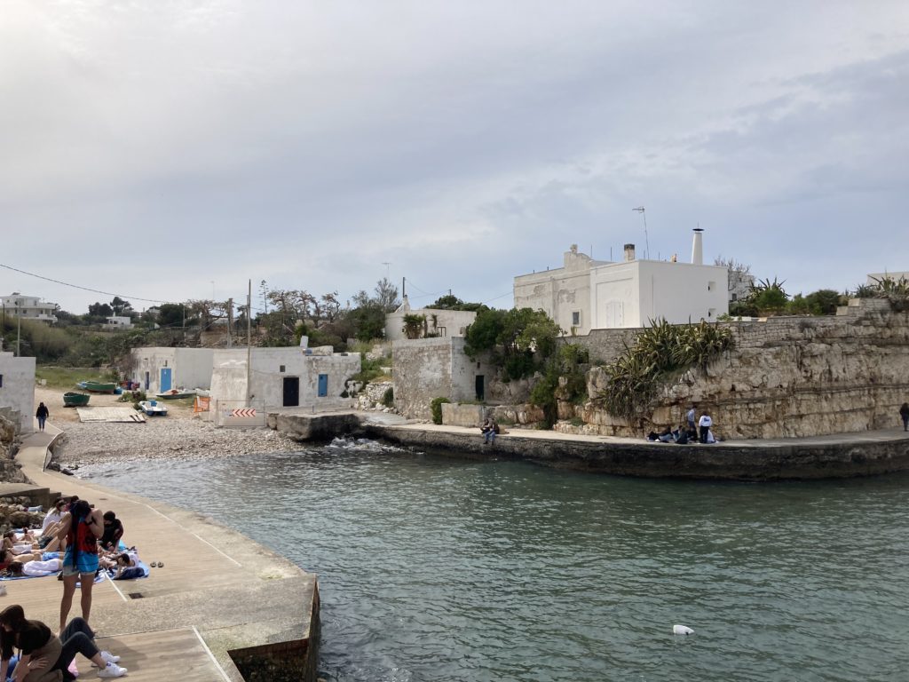 Pogliano a Mare dans les Pouilles en Italie