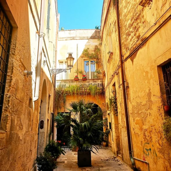 Rue Lecce - Jean Michel Voyage