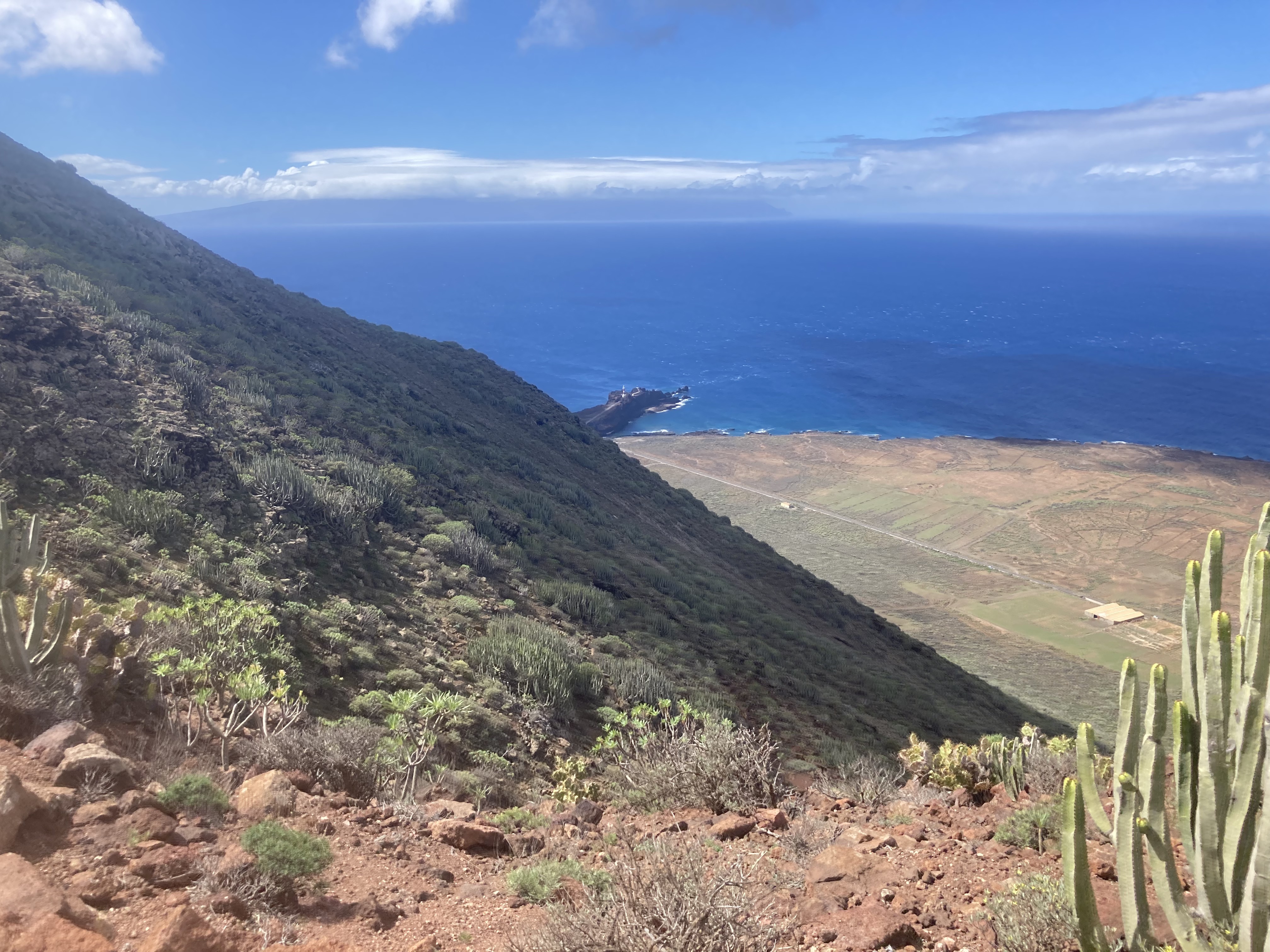 Teno - Punta de Teno hiking Jean Michel Voyage