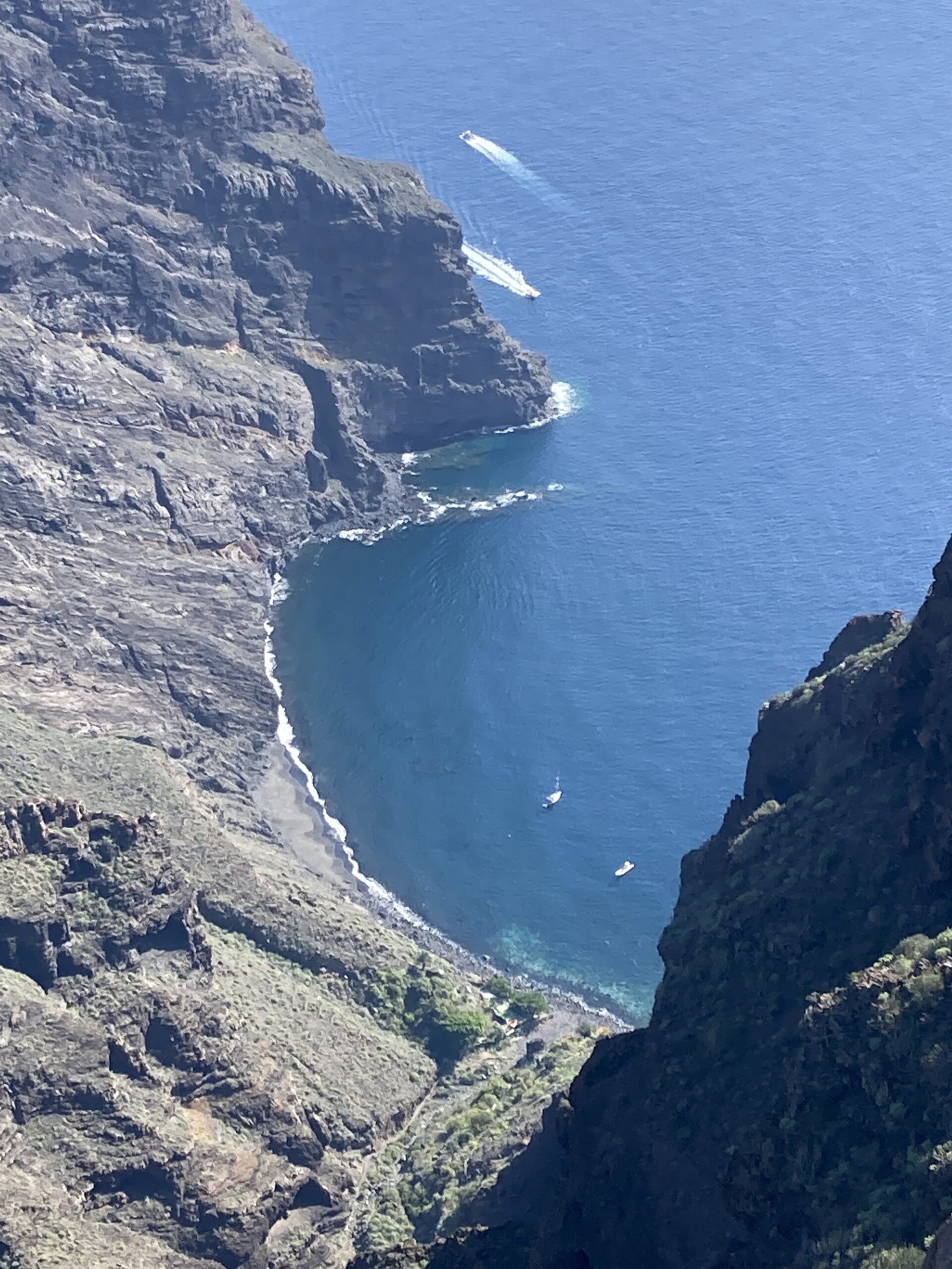 Hiking Masca - Playa de Masca - Tenerife Jean Michel Voyage